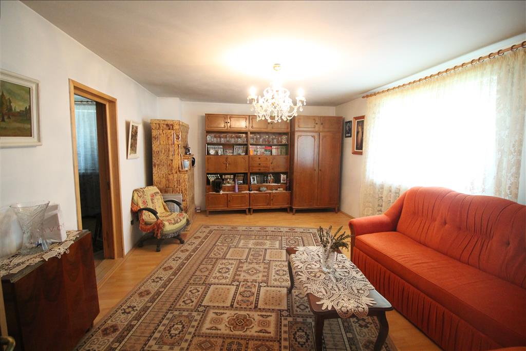 Casa de vanzare la tara Costuleni, 3 camere, 50000 EUR