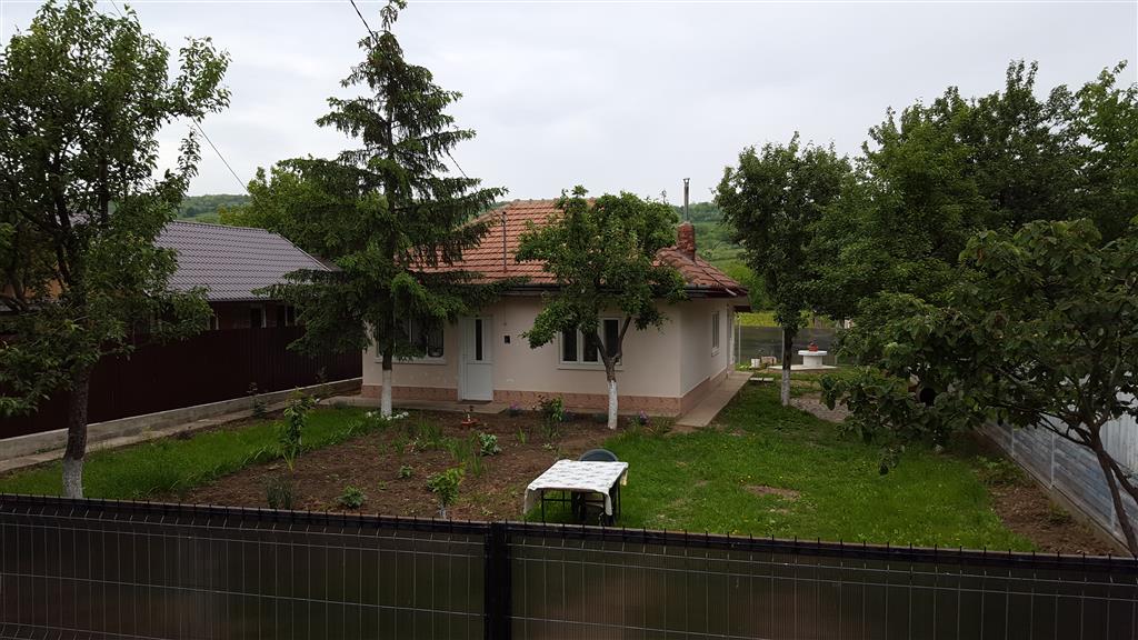 Casa de vanzare la tara Osoi, 2 camere, 37000 EUR