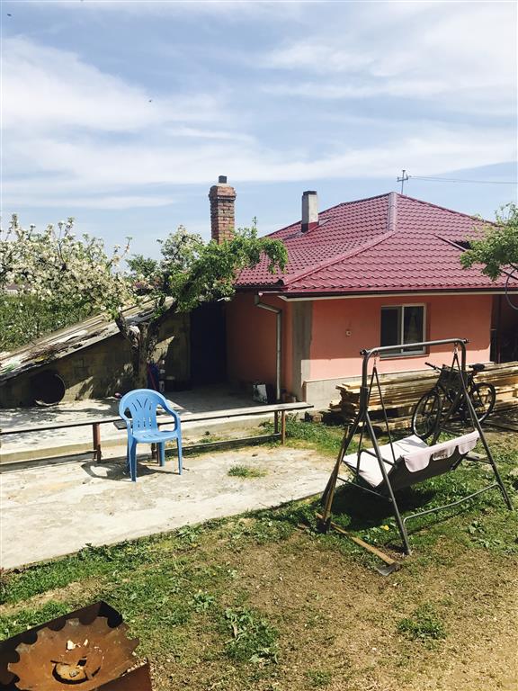 Casa de vanzare la tara Osoi, 4 camere, 37900 EUR